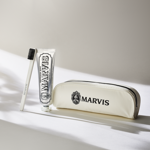 イン・アンド・アウト|IN AND OUT