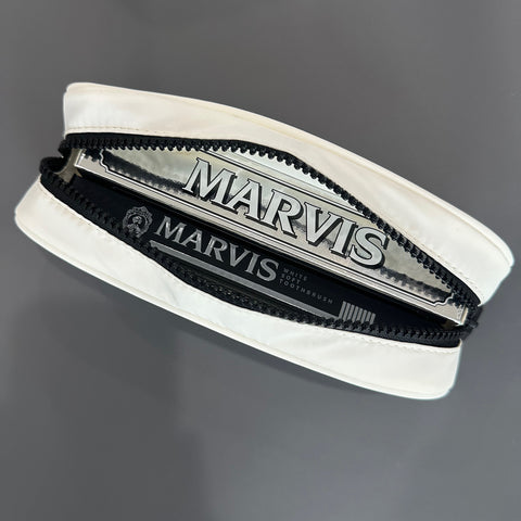 イン・アンド・アウト|IN AND OUT