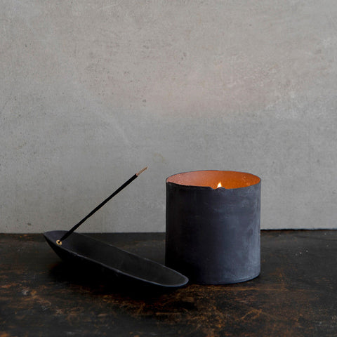 1220℃ Candle (Black)